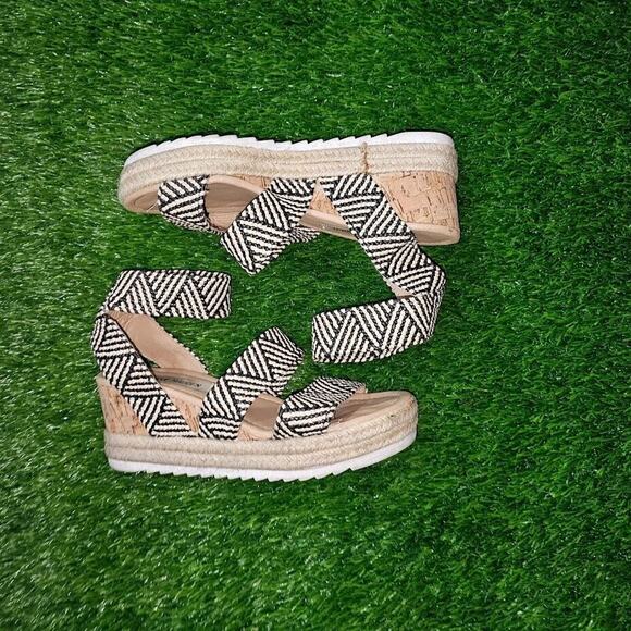 Steve Madden Sandals Womens 6 Jennie Espadrille Strappy Black Wedge Heels zebra - Picture 3 of 8